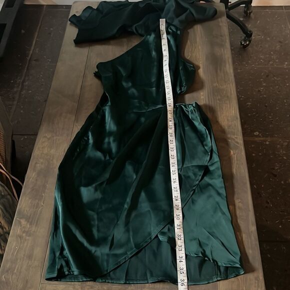 Elegant Satin One Shoulder Cut Out Waist Mini Dress - Picture 13 of 13